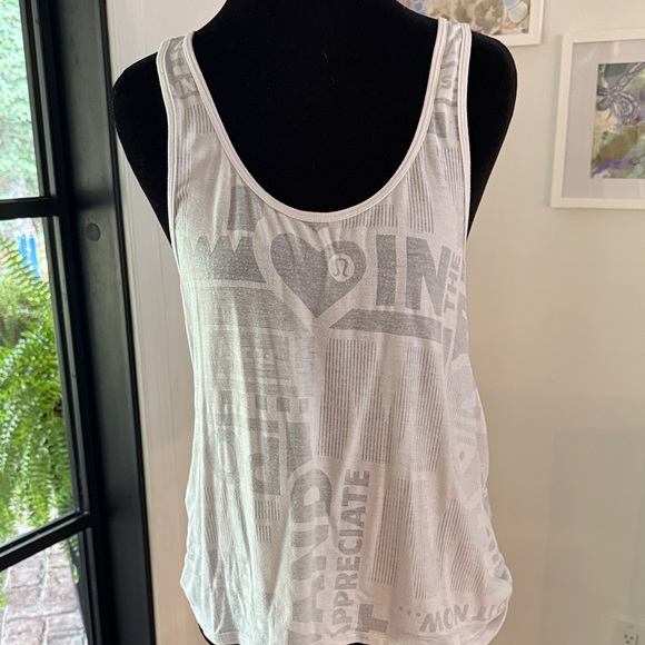 lululemon athletica Tops - Lululemon Athletica White Textured Tank Top